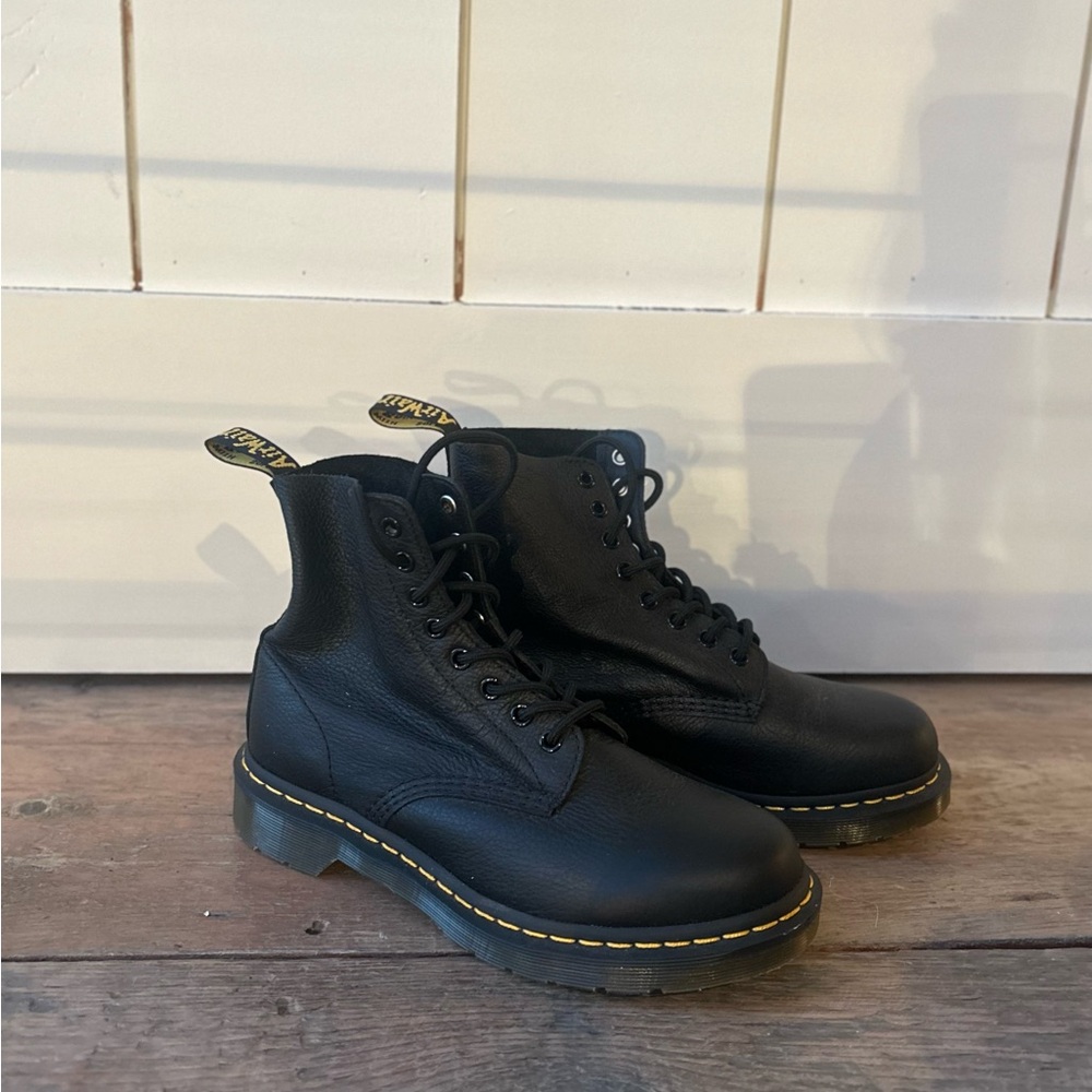 Dr Martens 1460 Pascal Virginia Leather Boots